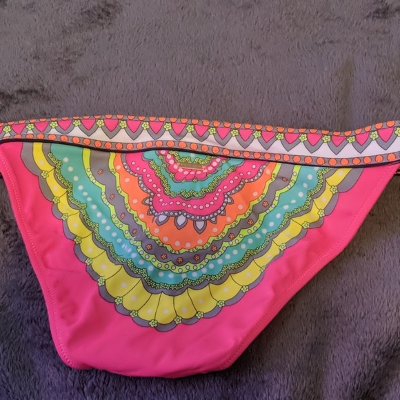 Victoria secret 👙 - Picture 2 of 3